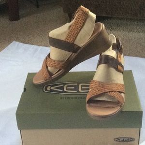 💥KEEN Skyline Wedge Sandal Rugged Soles - NWB 10